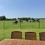 Le Du Village